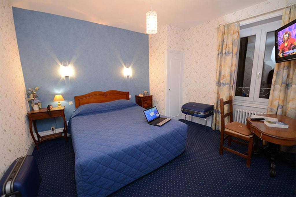 Hotel De La Ferte شاني المظهر الخارجي الصورة